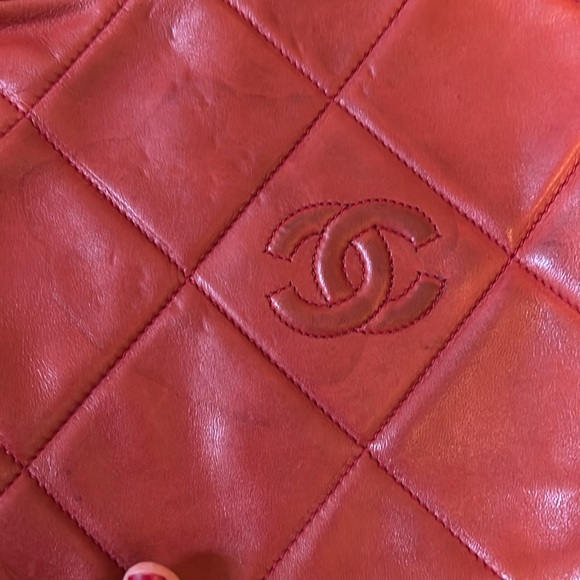 CHANEL RED QUILTD LAMBSKIN CAMERA BAG WITH DUST BAG - Picture 7 of 12
